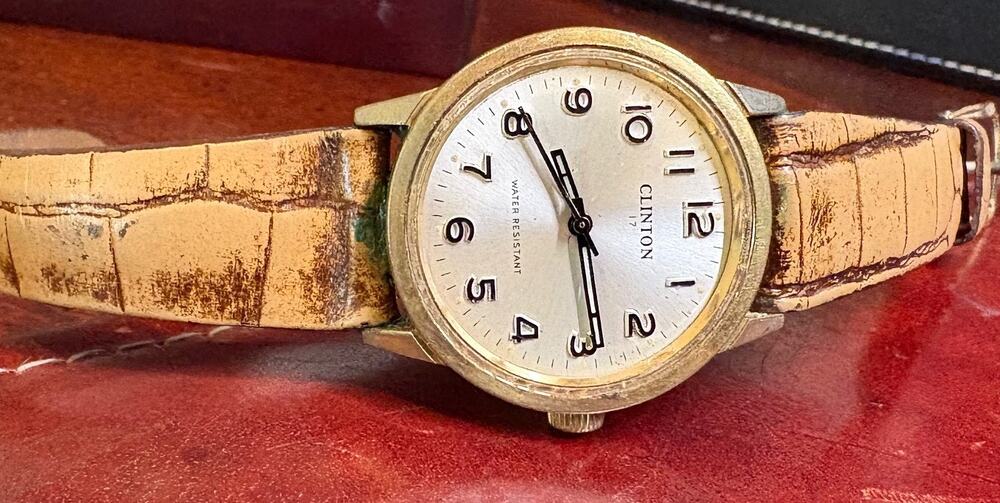 VTG Unisex 33mm Gold Tone Clinton 17 Jewel Watch, Heavy Case, Screw Case,Repair